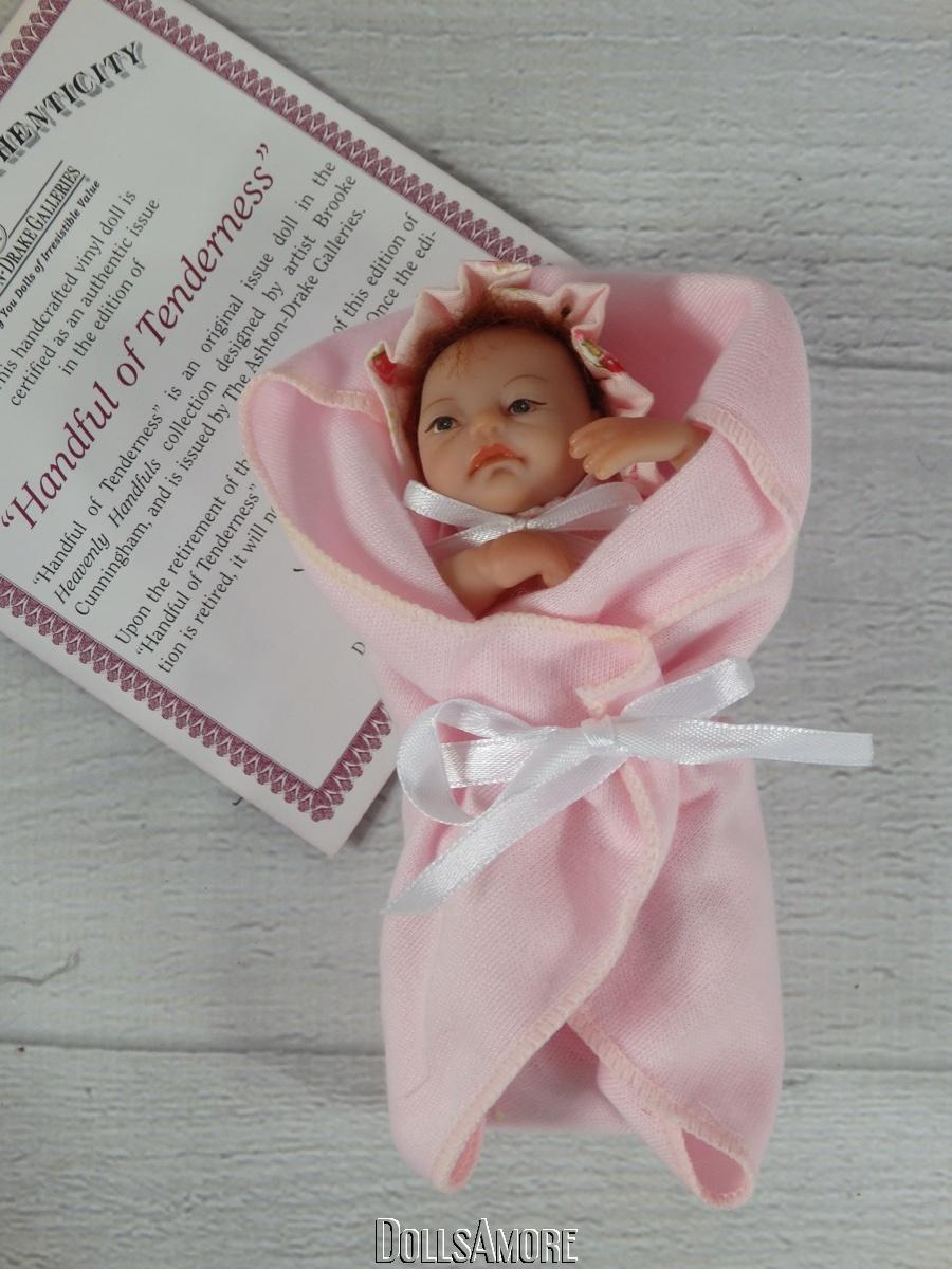 Ashton Drake Heavenly Handfuls Mini 4 Doll HANDFUL OF TENDERNESS